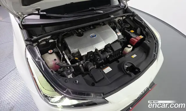 Toyota Prius 2019 1.8 автомат (гидро), миниатюра 6 Toyota Prius 2019 1.8 автомат (гидро), миниатюра 6