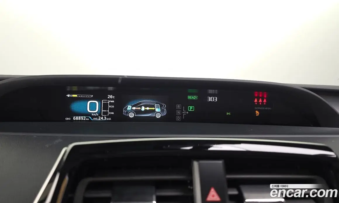 Toyota Prius 2019 1.8 автомат (гидро), фото 8 Toyota Prius 2019 1.8 автомат (гидро), фото 8