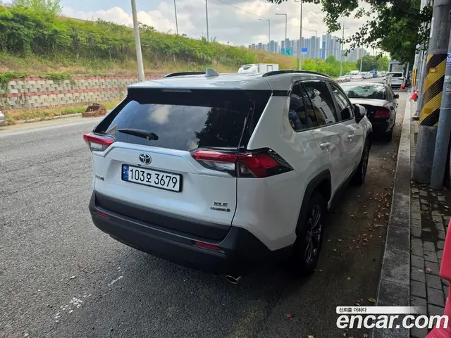 Toyota RAV4 2023 2.5 автомат (вариатор), миниатюра 6 Toyota RAV4 2023 2.5 автомат (вариатор), миниатюра 6