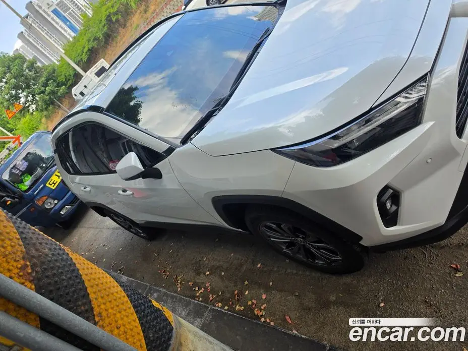 Toyota RAV4 2023 2.5 автомат (вариатор), фото 9 Toyota RAV4 2023 2.5 автомат (вариатор), фото 9