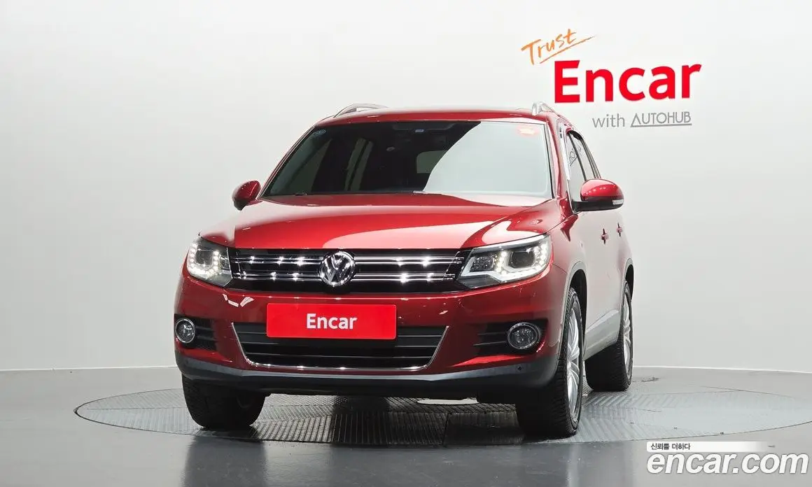 Volkswagen Tiguan 2014 2.0 автомат (гидро), фото 3 Volkswagen Tiguan 2014 2.0 автомат (гидро), фото 3