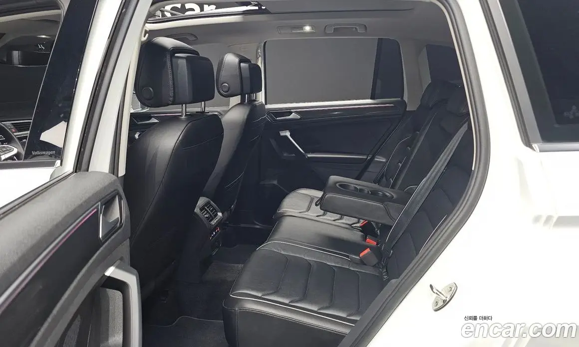 Volkswagen Tiguan 2022 2.0 автомат (гидро), фото 16 Volkswagen Tiguan 2022 2.0 автомат (гидро), фото 16
