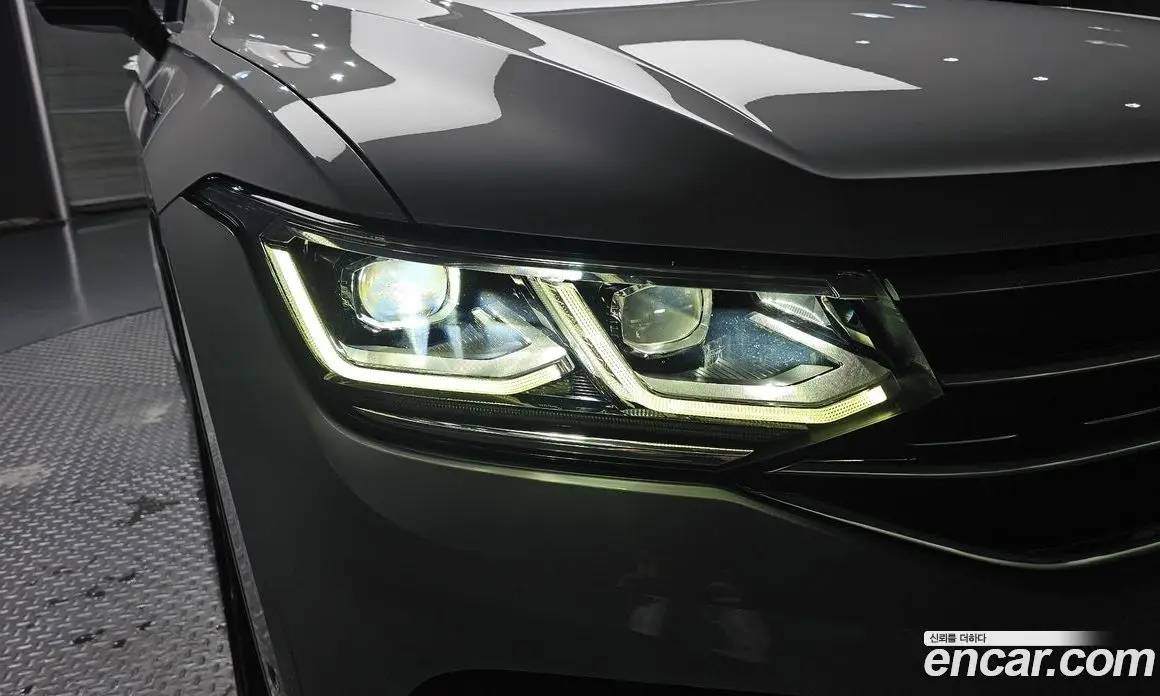 Volkswagen Tiguan 2022 2.0 автомат (гидро), фото 7 Volkswagen Tiguan 2022 2.0 автомат (гидро), фото 7