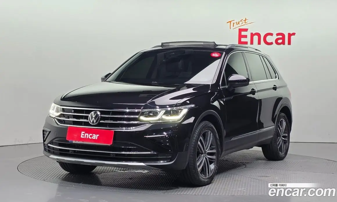 Volkswagen Tiguan 2022 2.0 автомат (гидро), фото 1 Volkswagen Tiguan 2022 2.0 автомат (гидро), фото 1