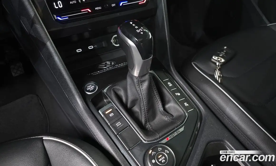 Volkswagen Tiguan 2022 2.0 автомат (гидро), фото 12 Volkswagen Tiguan 2022 2.0 автомат (гидро), фото 12