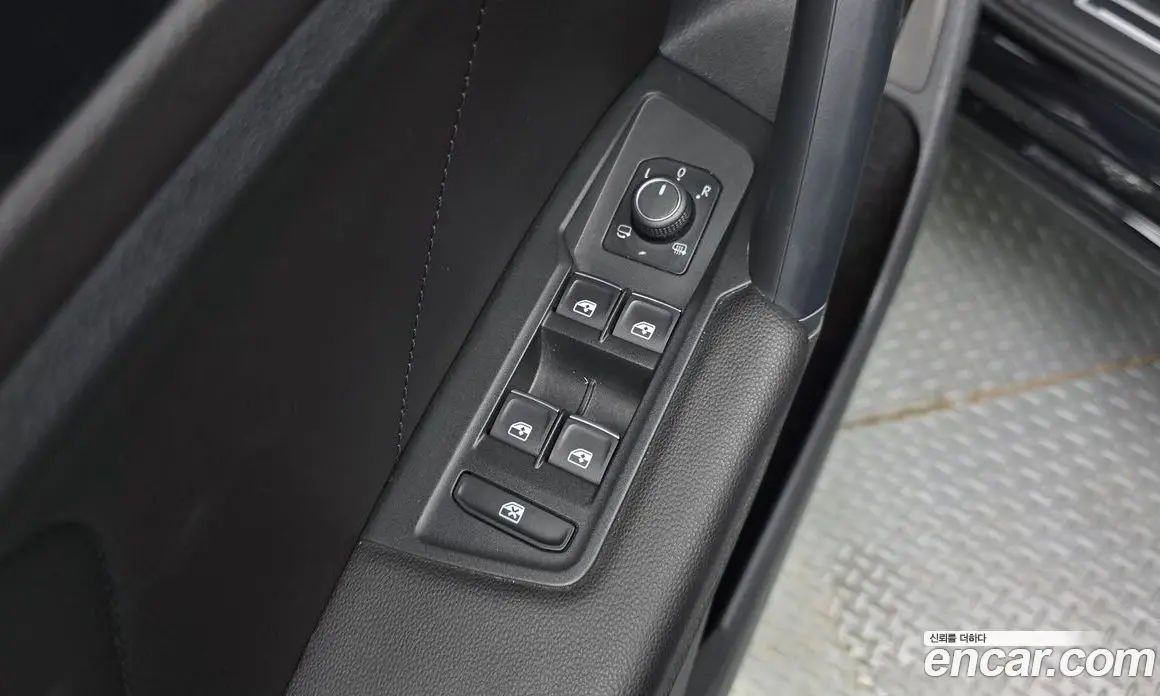 Volkswagen Tiguan 2022 2.0 автомат (гидро), фото 32 Volkswagen Tiguan 2022 2.0 автомат (гидро), фото 32