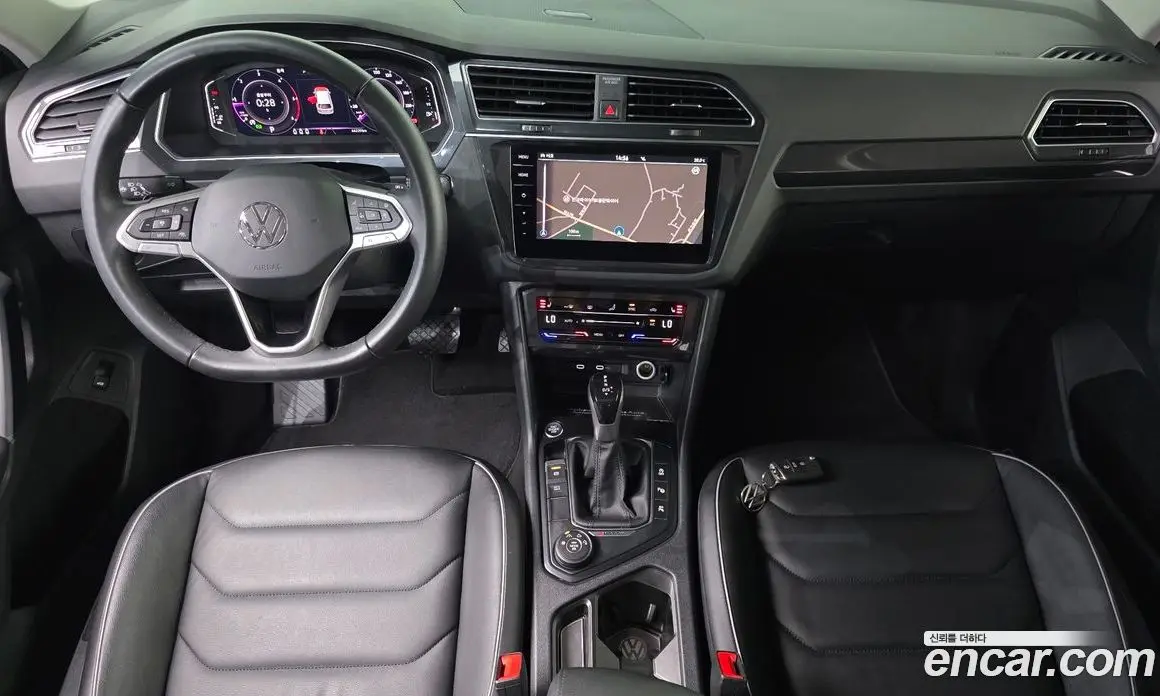 Volkswagen Tiguan 2022 2.0 автомат (гидро), фото 10 Volkswagen Tiguan 2022 2.0 автомат (гидро), фото 10