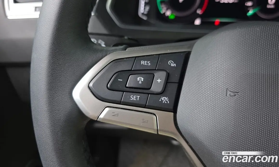 Volkswagen Tiguan 2022 2.0 автомат (гидро), фото 29 Volkswagen Tiguan 2022 2.0 автомат (гидро), фото 29