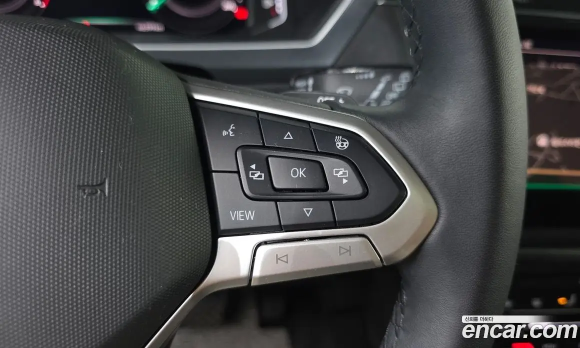 Volkswagen Tiguan 2022 2.0 автомат (гидро), фото 32 Volkswagen Tiguan 2022 2.0 автомат (гидро), фото 32