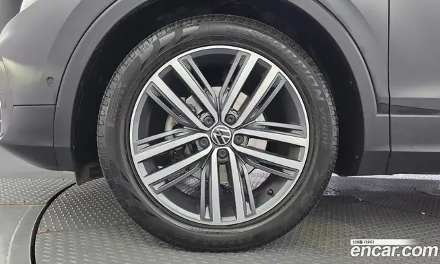 Volkswagen Tiguan 2022 2.0 автомат (гидро), миниатюра 5 Volkswagen Tiguan 2022 2.0 автомат (гидро), миниатюра 5