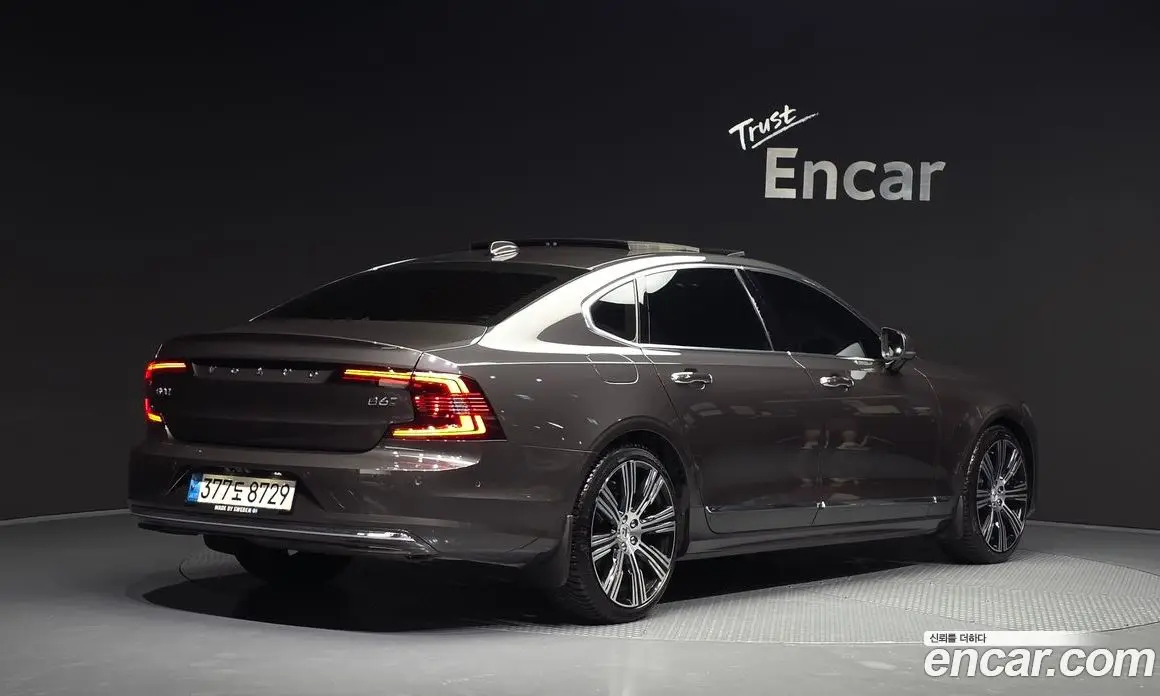 Volvo S90 2021 2.0 автомат (гидро), фото 2 Volvo S90 2021 2.0 автомат (гидро), фото 2