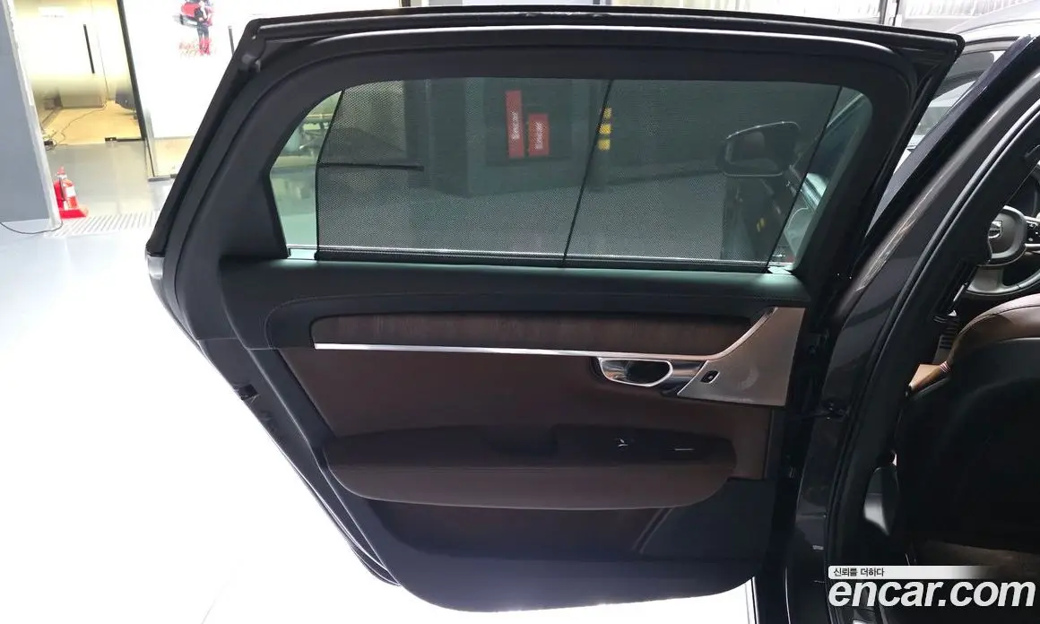 Volvo S90 2021 2.0 автомат (гидро), фото 15 Volvo S90 2021 2.0 автомат (гидро), фото 15