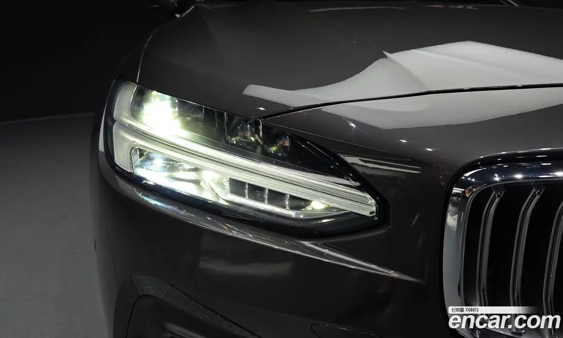 Volvo S90 2021 2.0 автомат (гидро), фото 8 Volvo S90 2021 2.0 автомат (гидро), фото 8