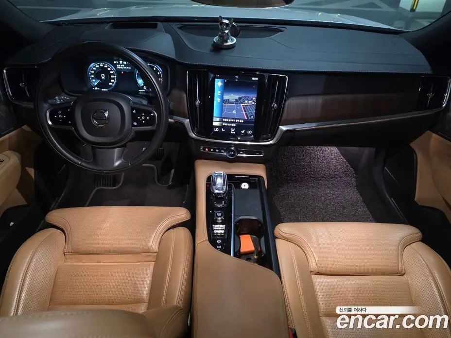 Volvo S90 2021 2.0 автомат (гидро), фото 6 Volvo S90 2021 2.0 автомат (гидро), фото 6