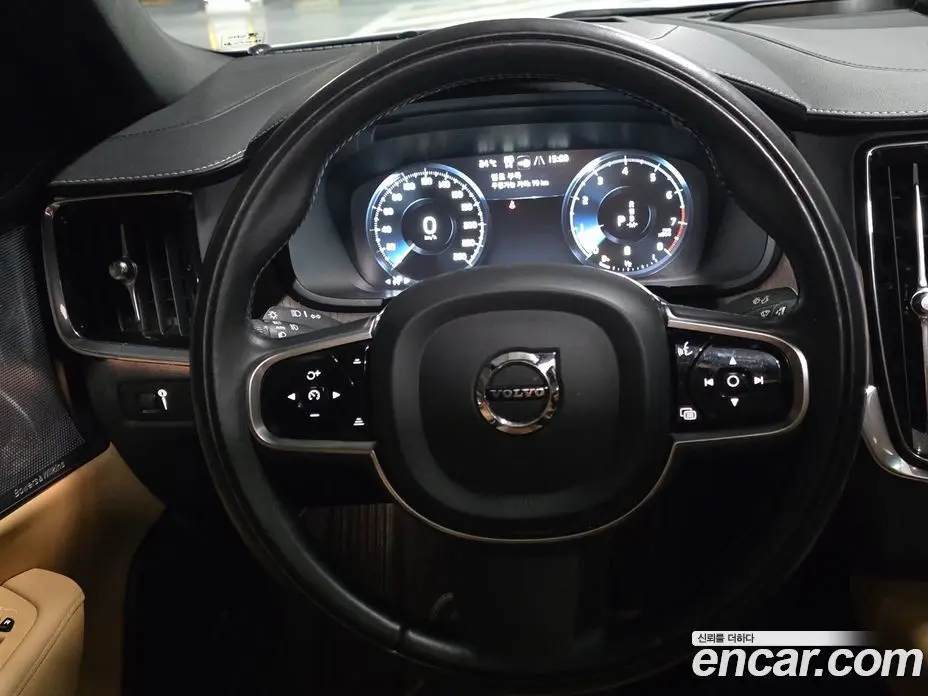 Volvo S90 2021 2.0 автомат (гидро), фото 7 Volvo S90 2021 2.0 автомат (гидро), фото 7