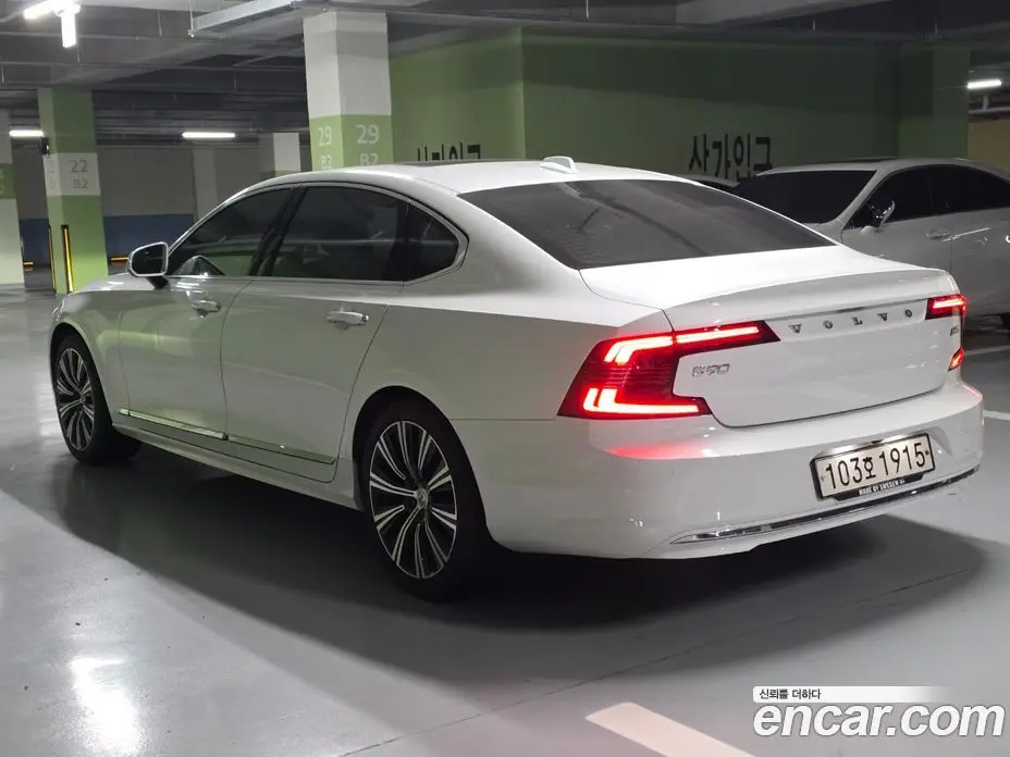Volvo S90 2021 2.0 автомат (гидро), фото 3 Volvo S90 2021 2.0 автомат (гидро), фото 3