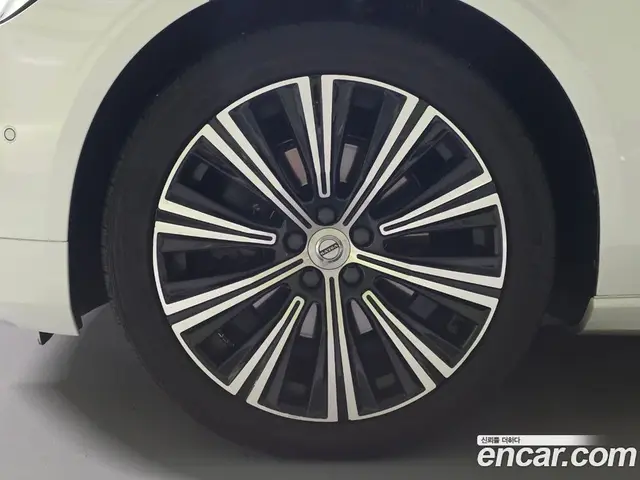 Volvo S90 2021 2.0 автомат (гидро), миниатюра 5 Volvo S90 2021 2.0 автомат (гидро), миниатюра 5