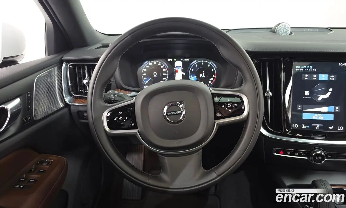 Volvo V60 2021 2.0 автомат (гидро), фото 18 Volvo V60 2021 2.0 автомат (гидро), фото 18