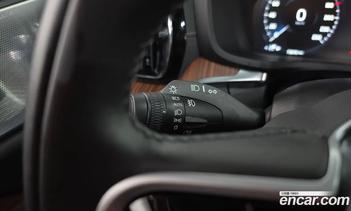 Volvo V60 2021 2.0 автомат (гидро), фото 27 Volvo V60 2021 2.0 автомат (гидро), фото 27