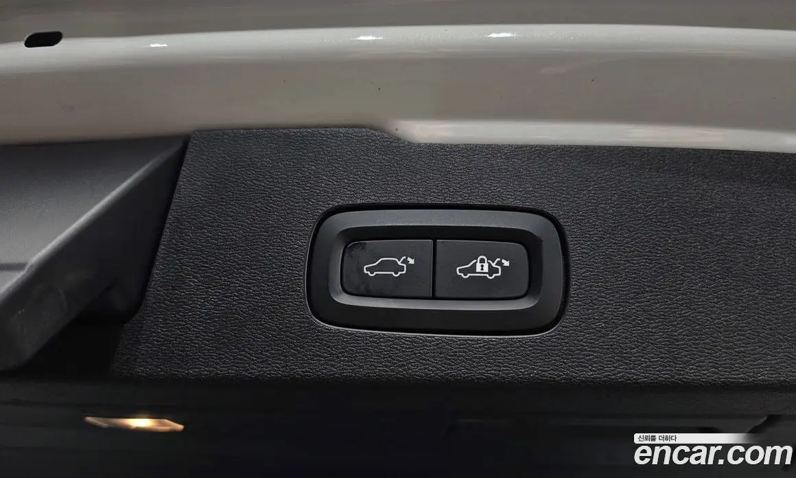 Volvo V60 2021 2.0 автомат (гидро), фото 32 Volvo V60 2021 2.0 автомат (гидро), фото 32