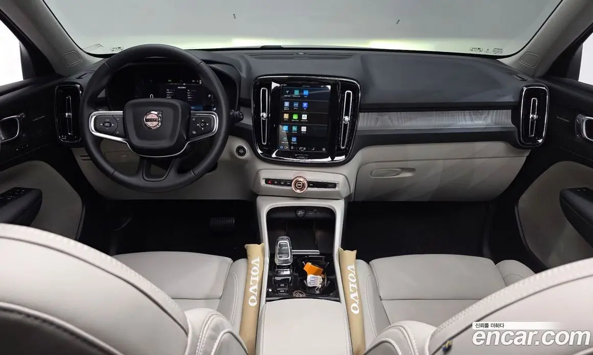 Volvo XC40 2024 2.0 автомат (гидро), фото 7 Volvo XC40 2024 2.0 автомат (гидро), фото 7
