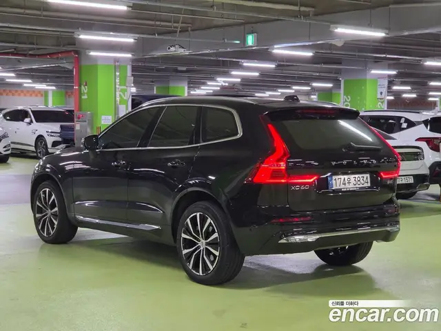 Volvo XC60 2022 2.0 автомат (гидро), миниатюра 6 Volvo XC60 2022 2.0 автомат (гидро), миниатюра 6