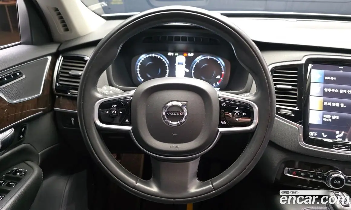 Volvo XC90 2016 2.0 автомат (гидро), фото 13
