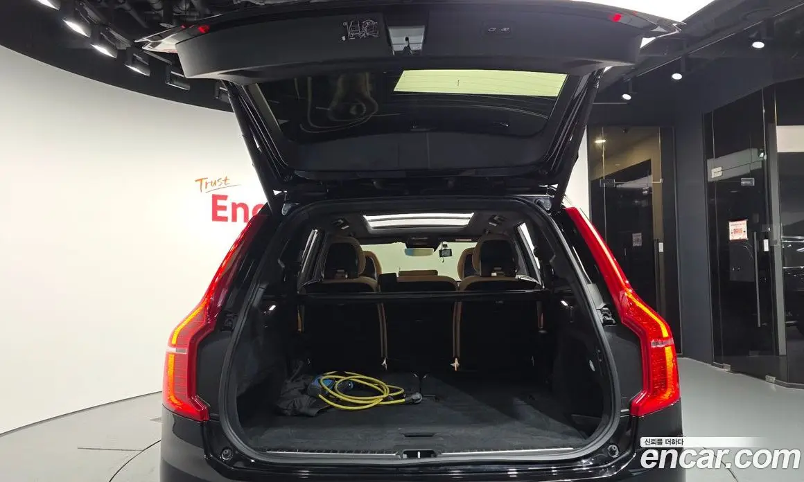 Volvo XC90 2020 2.0 автомат (гидро), фото 20 Volvo XC90 2020 2.0 автомат (гидро), фото 20