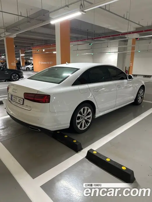 Audi A6 2015 2.0 автомат (гидро), фото 2