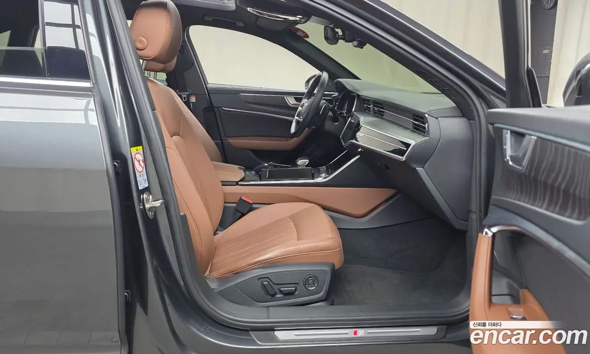 Audi A6 2023 2.0 автомат (гидро), фото 11