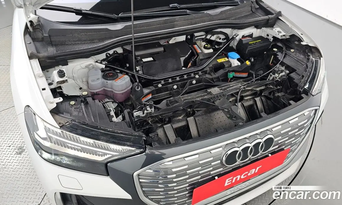 Audi Q4 e-tron 2023 0.2 автомат (гидро), фото 5 Audi Q4 e-tron 2023 0.2 автомат (гидро), фото 5