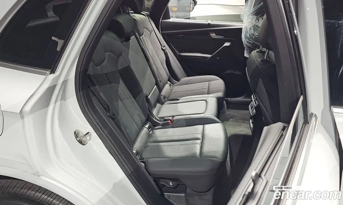 Audi Q5 2022 2.0 автомат (гидро), фото 17