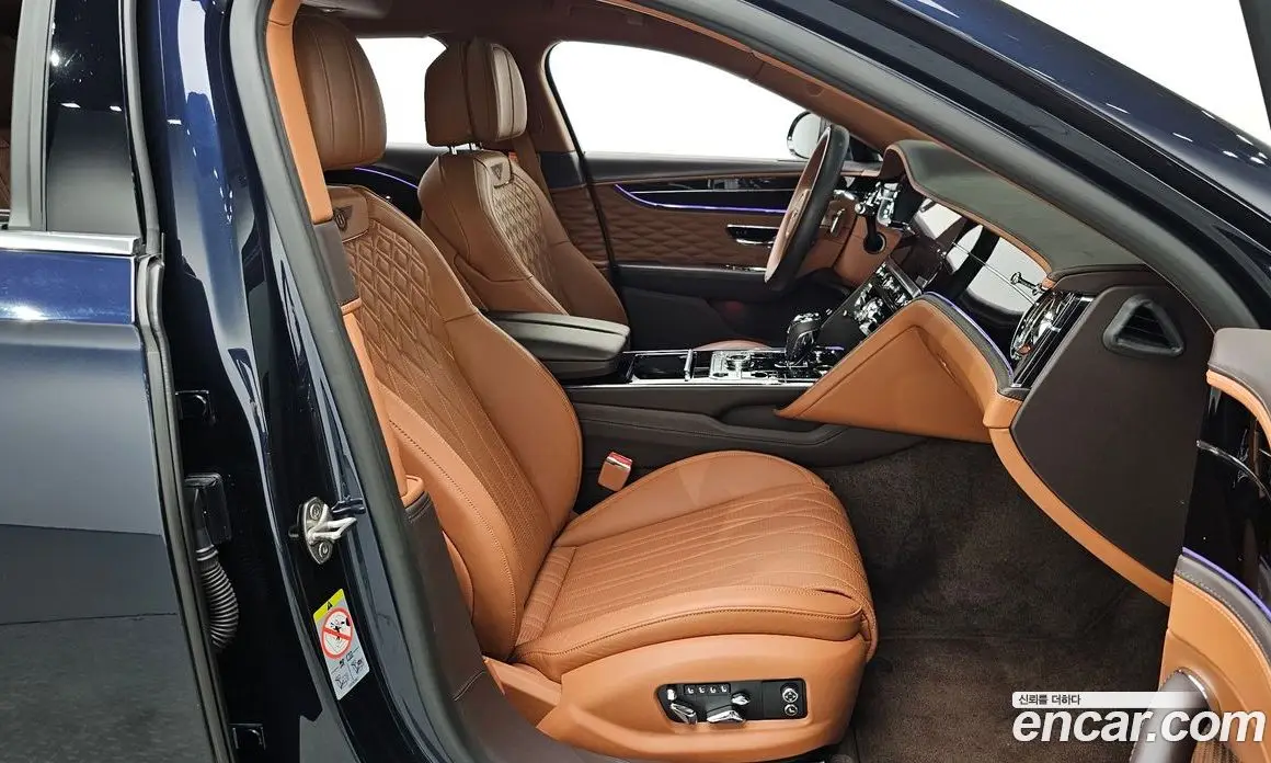 Bentley Flying Spur 2021 4.0 автомат (гидро), фото 16 Bentley Flying Spur 2021 4.0 автомат (гидро), фото 16