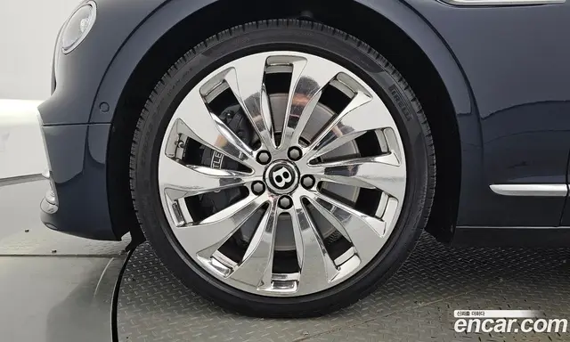 Bentley Flying Spur 2021 4.0 автомат (гидро), миниатюра 4 Bentley Flying Spur 2021 4.0 автомат (гидро), миниатюра 4