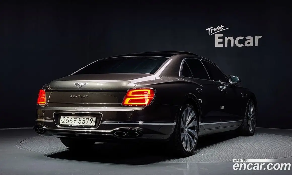 Bentley Flying Spur 2022 4.0 автомат (гидро), фото 2 Bentley Flying Spur 2022 4.0 автомат (гидро), фото 2