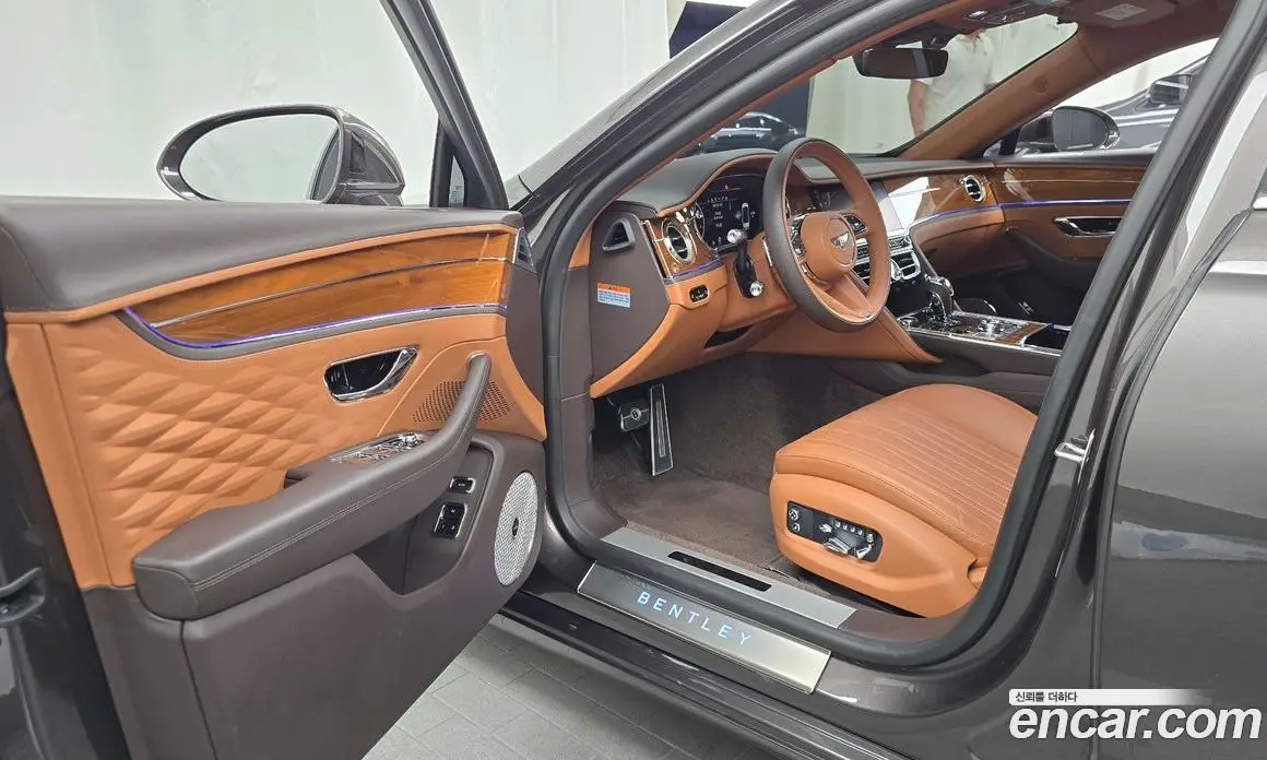 Bentley Flying Spur 2022 4.0 автомат (гидро), фото 13 Bentley Flying Spur 2022 4.0 автомат (гидро), фото 13