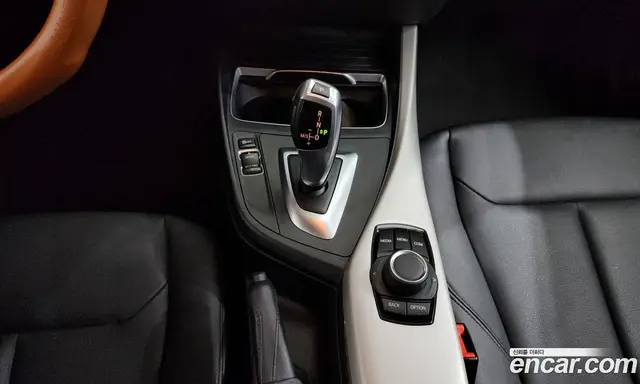BMW 1 серия 2018 2.0 автомат (гидро), миниатюра 12