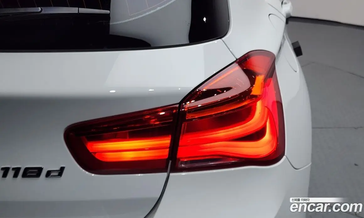 BMW 1 серия 2018 2.0 автомат (гидро), фото 9 BMW 1 серия 2018 2.0 автомат (гидро), фото 9