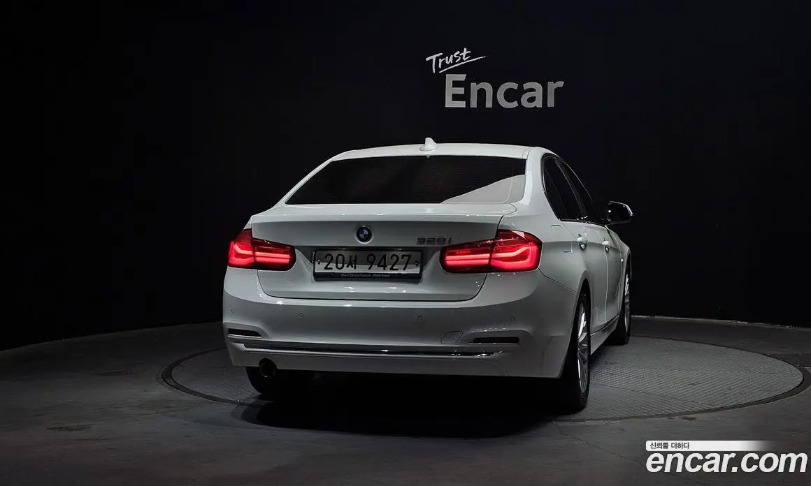 BMW 3 серия 2018 2.0 автомат (гидро), фото 4