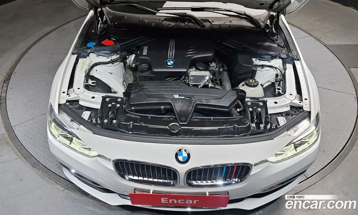 BMW 3 серия 2018 2.0 автомат (гидро), фото 6