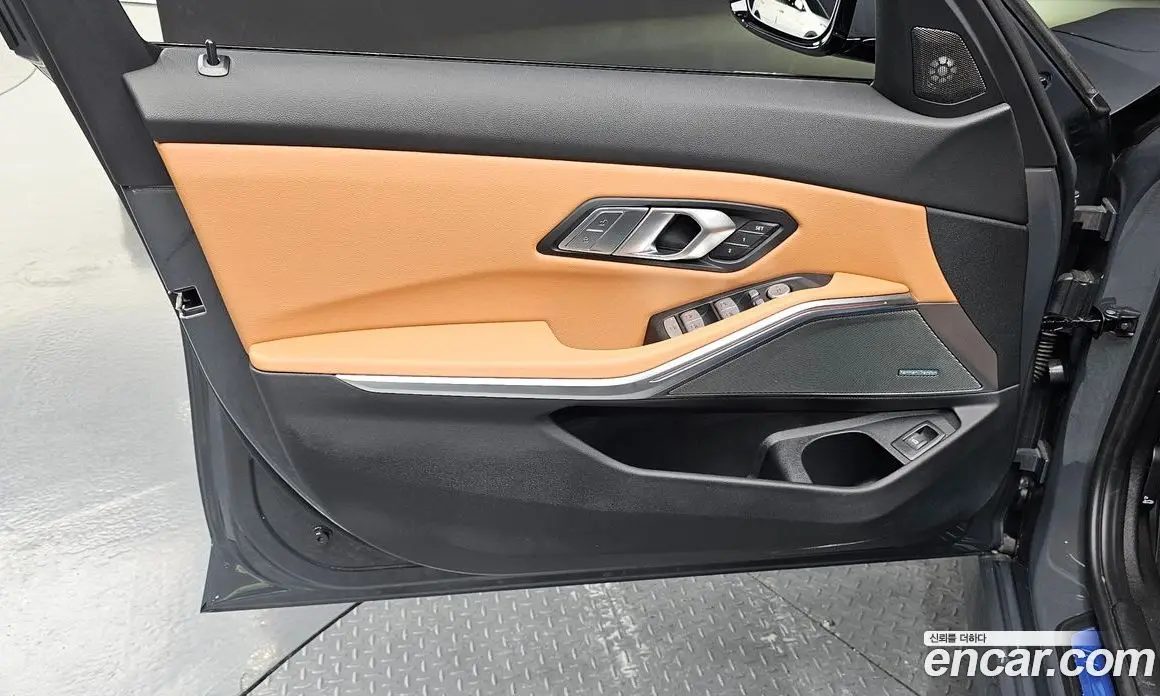 BMW 3 серия 2025 2.0 автомат (гидро), фото 13 BMW 3 серия 2025 2.0 автомат (гидро), фото 13