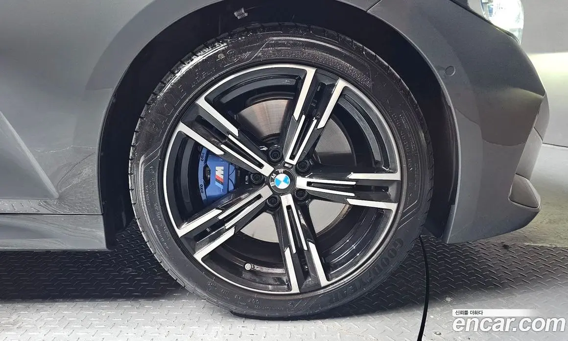 BMW 3 серия 2025 2.0 автомат (гидро), фото 6 BMW 3 серия 2025 2.0 автомат (гидро), фото 6