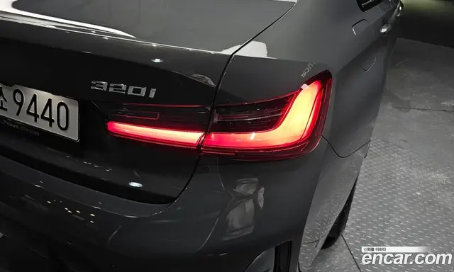 BMW 3 серия 2025 2.0 автомат (гидро), миниатюра 8 BMW 3 серия 2025 2.0 автомат (гидро), миниатюра 8