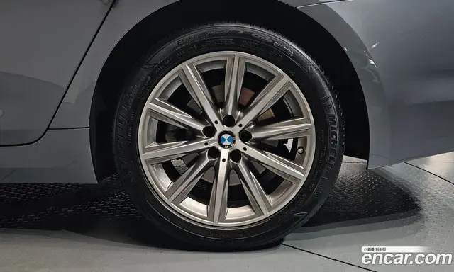 BMW 5 серия 2018 2.0 автомат (гидро), миниатюра 6 BMW 5 серия 2018 2.0 автомат (гидро), миниатюра 6
