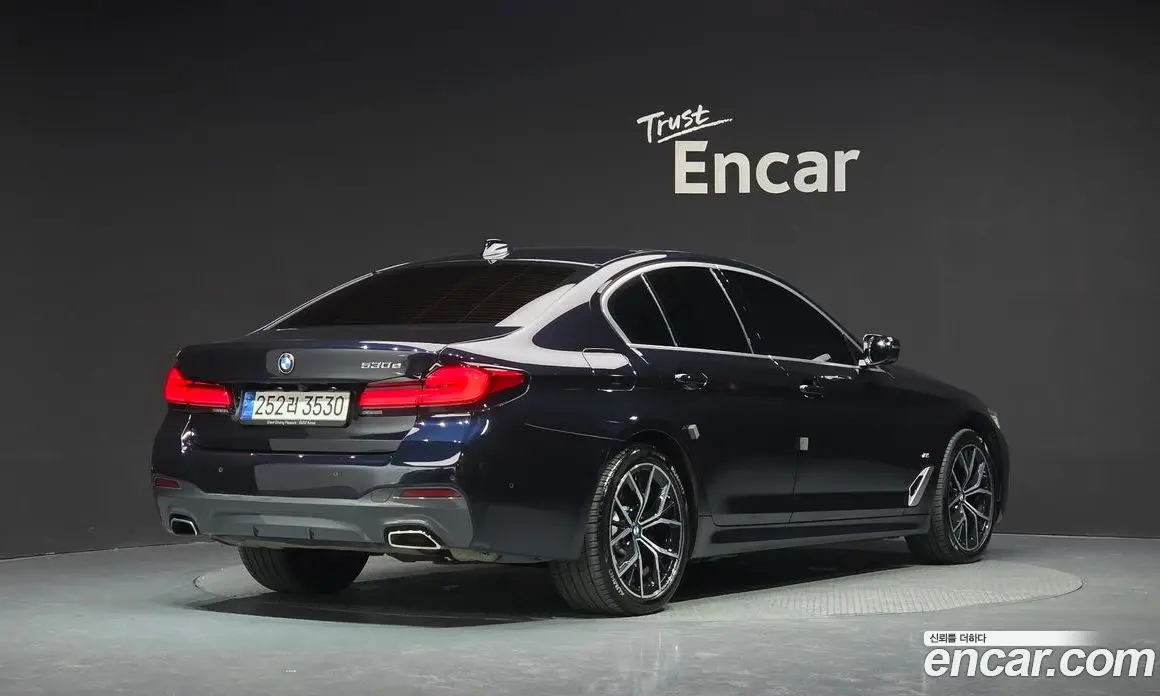 BMW 5 серия 2021 2.0 автомат (гидро), фото 2