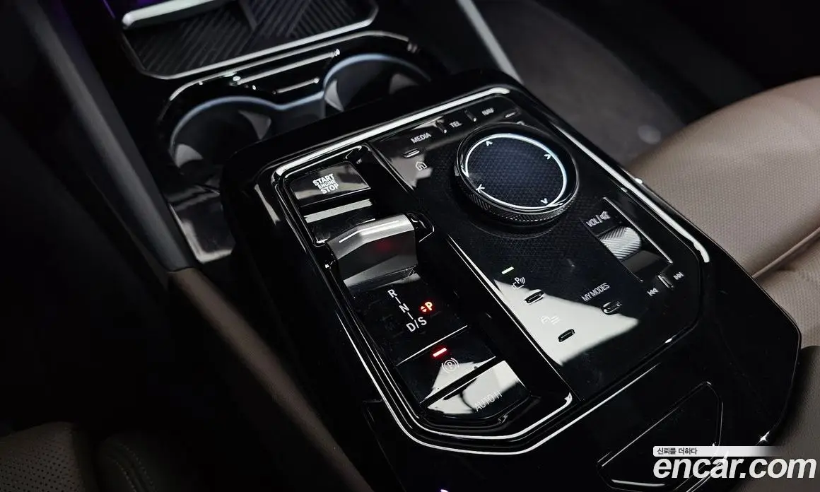 BMW 5 серия 2023 2.0 автомат (гидро), фото 11