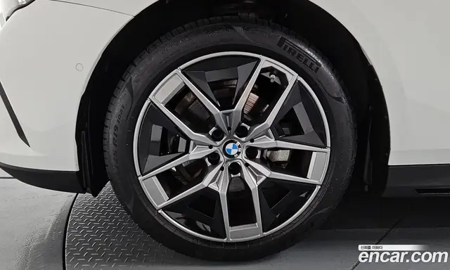 BMW 5 серия 2023 2.0 автомат (гидро), миниатюра 4
