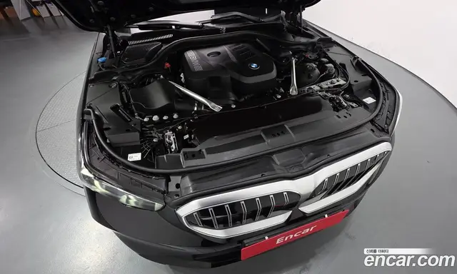 BMW 5 серия 2025 2.0 автомат (гидро), миниатюра 6 BMW 5 серия 2025 2.0 автомат (гидро), миниатюра 6