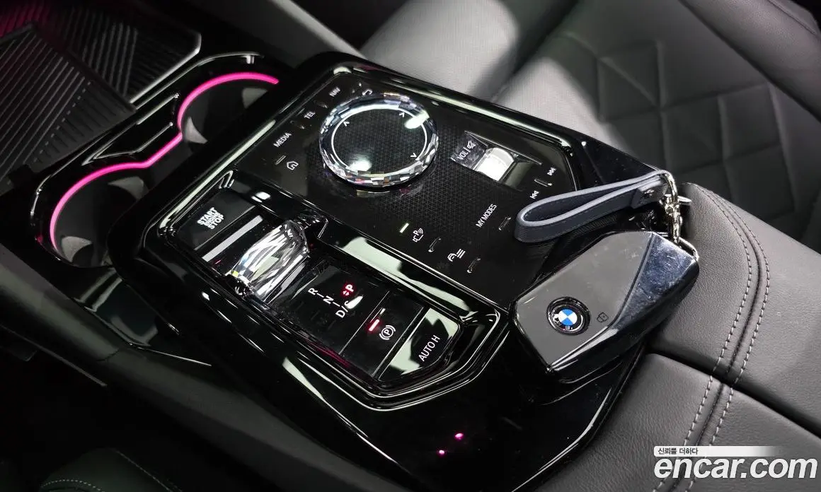 BMW 5 серия 2025 2.0 автомат (гидро), фото 9 BMW 5 серия 2025 2.0 автомат (гидро), фото 9