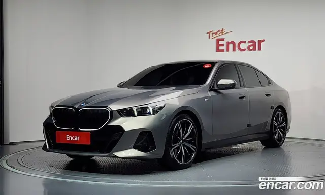 BMW 5 серия, 2025, 40 485 км